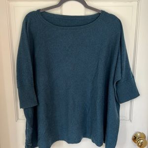 Garnet Hill boxy cashmere sweater